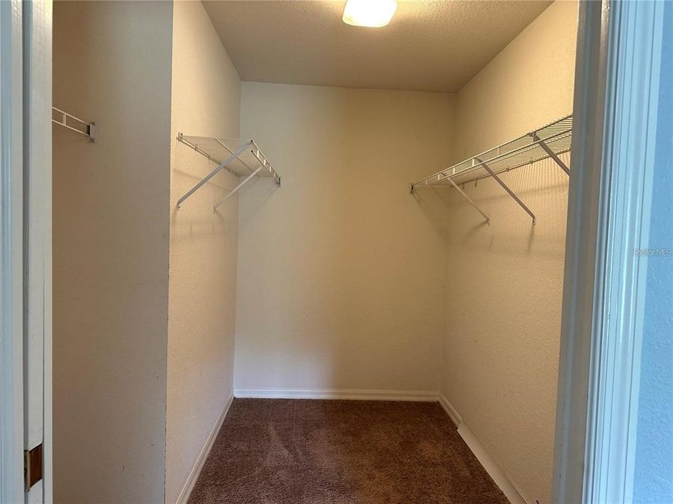 For Rent: $2,000 (3 beds, 2 baths, 1504 Square Feet)