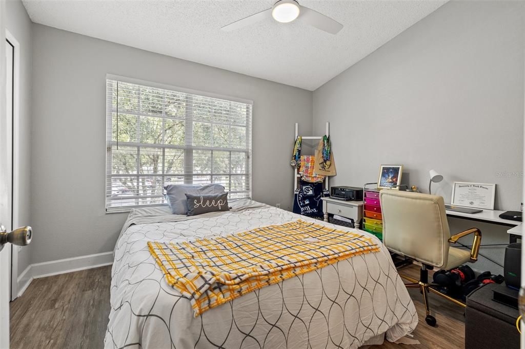 For Sale: $274,990 (2 beds, 2 baths, 1152 Square Feet)