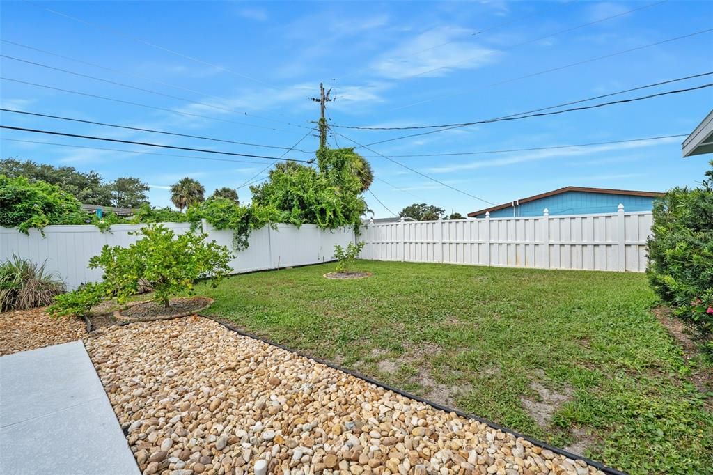 For Sale: $649,000 (3 beds, 2 baths, 2068 Square Feet)