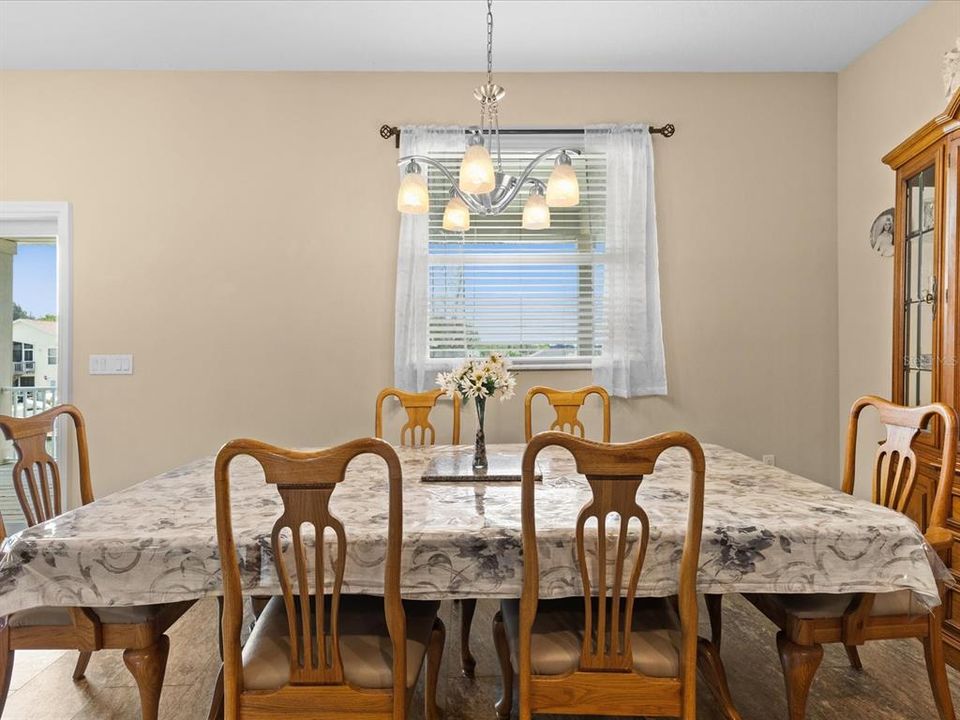 For Sale: $829,900 (3 beds, 2 baths, 1907 Square Feet)