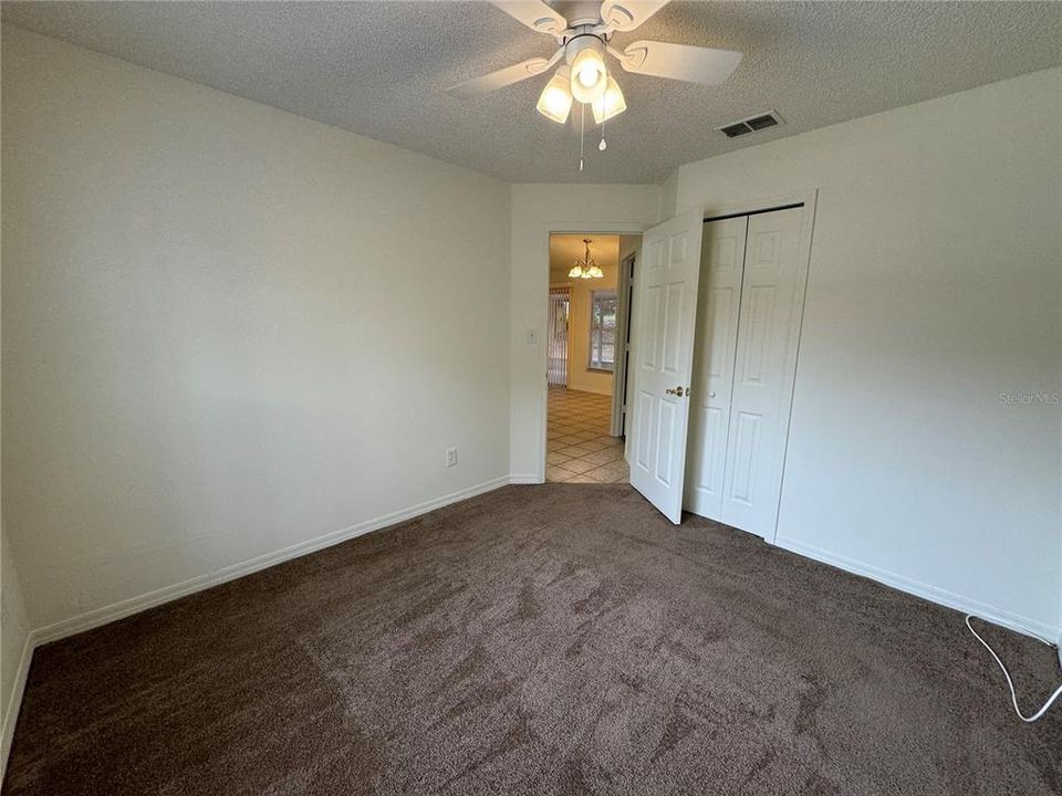 For Rent: $1,800 (3 beds, 2 baths, 1276 Square Feet)