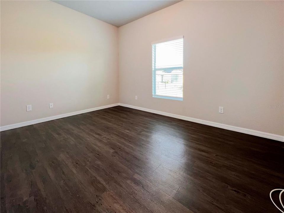 For Rent: $2,195 (3 beds, 2 baths, 1557 Square Feet)