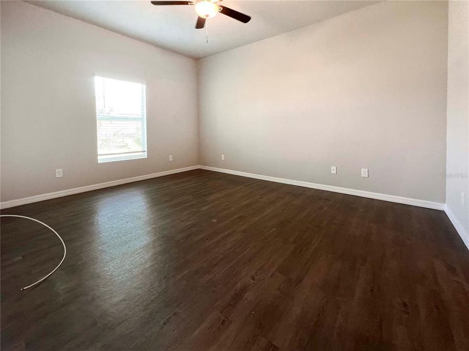 For Rent: $2,195 (3 beds, 2 baths, 1557 Square Feet)