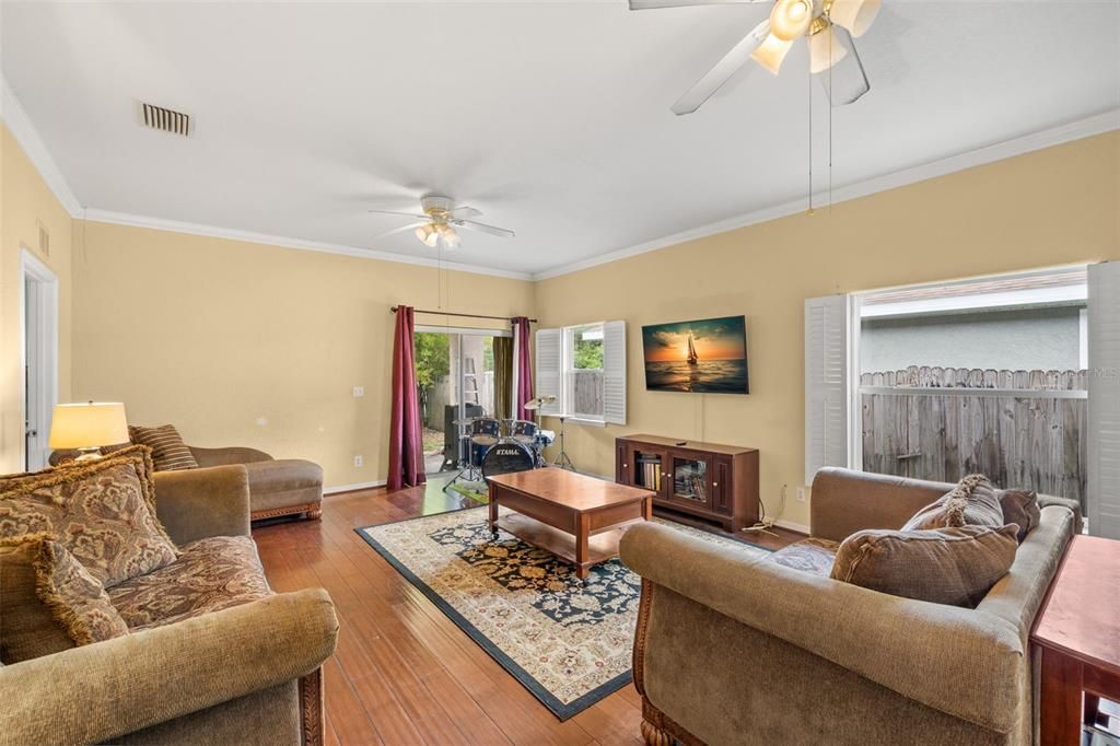 Active With Contract: $495,000 (3 beds, 2 baths, 1750 Square Feet)