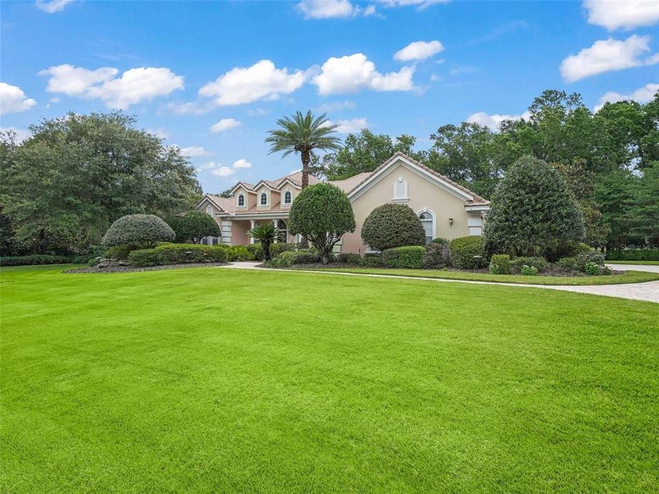 For Sale: $3,500,000 (3 beds, 3 baths, 3412 Square Feet)