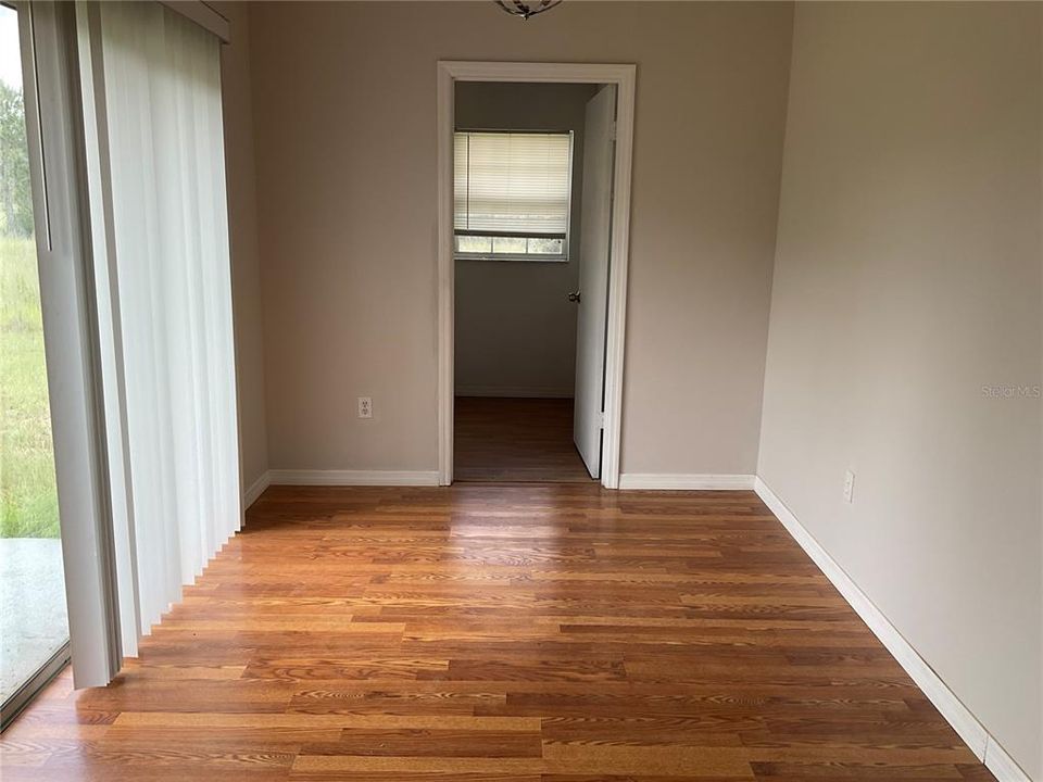 For Rent: $1,650 (3 beds, 2 baths, 1513 Square Feet)