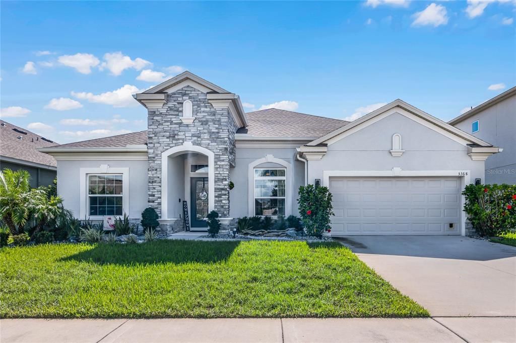 Welcome Home to this one of kind custom interior!