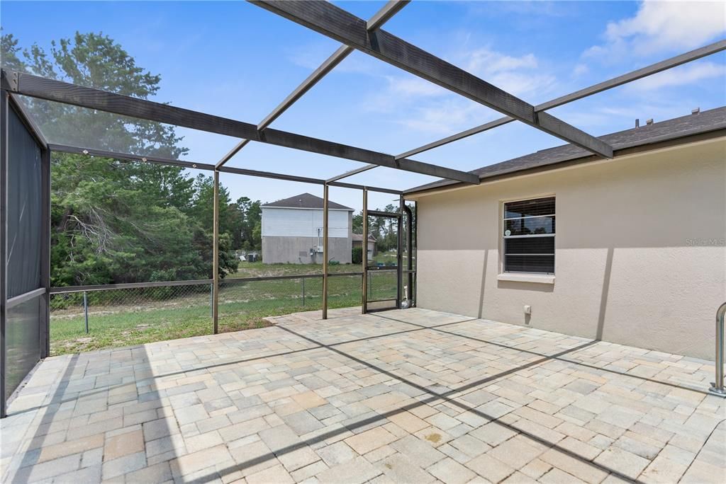 Active With Contract: $315,000 (4 beds, 2 baths, 1352 Square Feet)