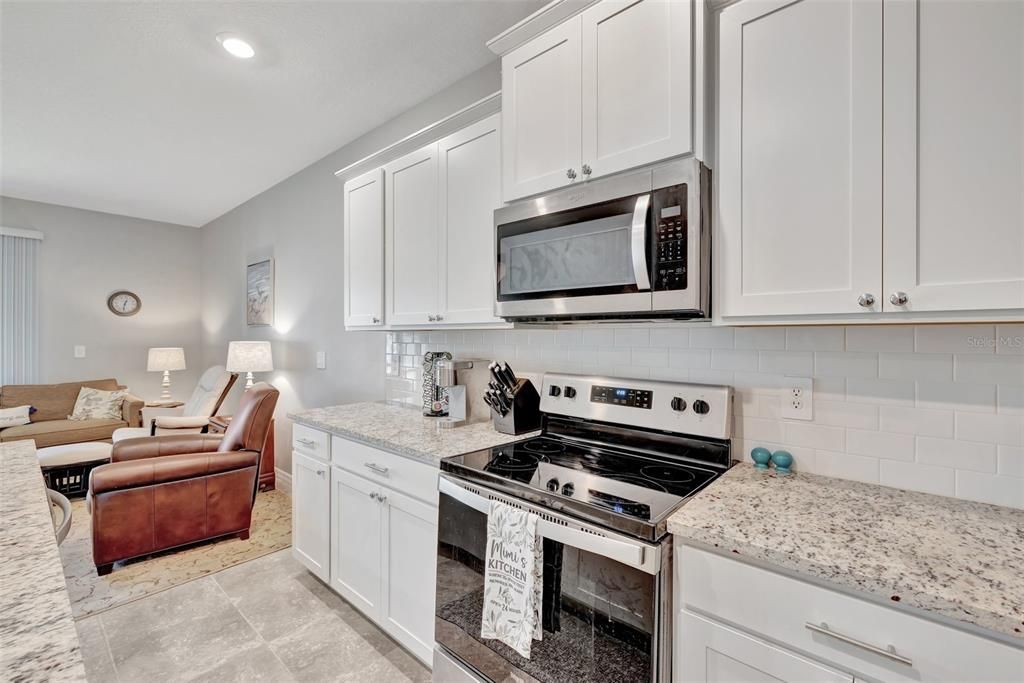 Active With Contract: $380,000 (3 beds, 2 baths, 1724 Square Feet)