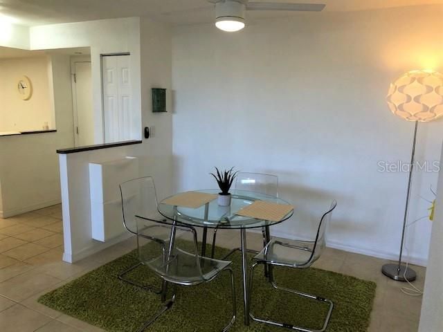 For Rent: $3,250 (2 beds, 2 baths, 1175 Square Feet)