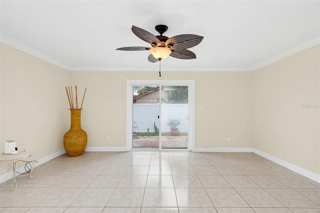 For Sale: $369,000 (3 beds, 2 baths, 1410 Square Feet)