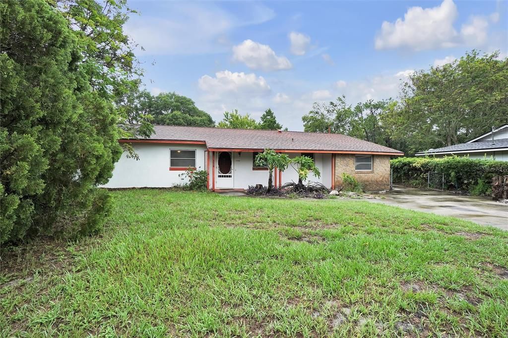 For Sale: $425,000 (3 beds, 2 baths, 1632 Square Feet)