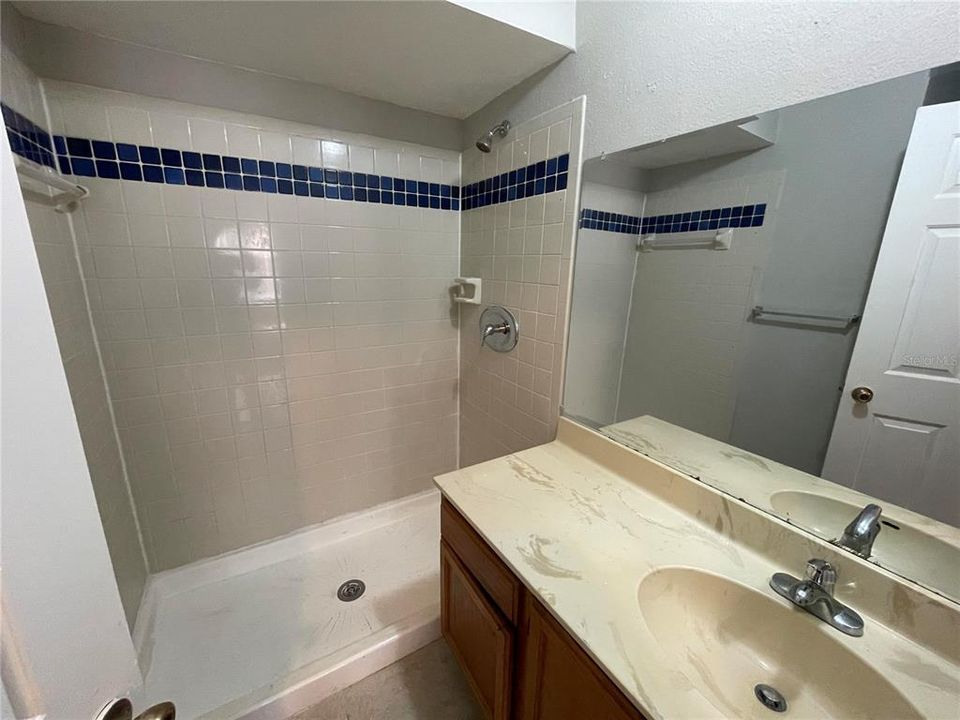 For Sale: $145,000 (2 beds, 2 baths, 1165 Square Feet)