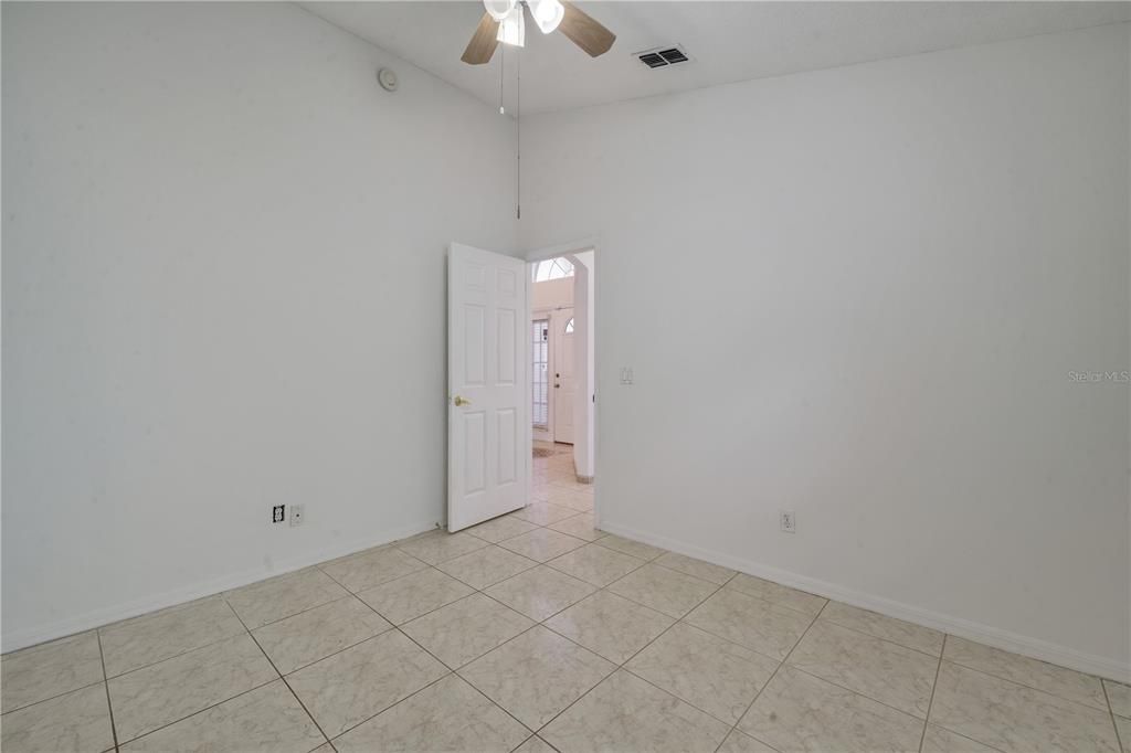 For Sale: $379,900 (3 beds, 2 baths, 1481 Square Feet)