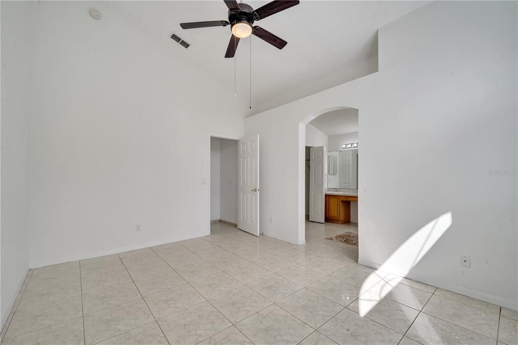 For Sale: $379,900 (3 beds, 2 baths, 1481 Square Feet)