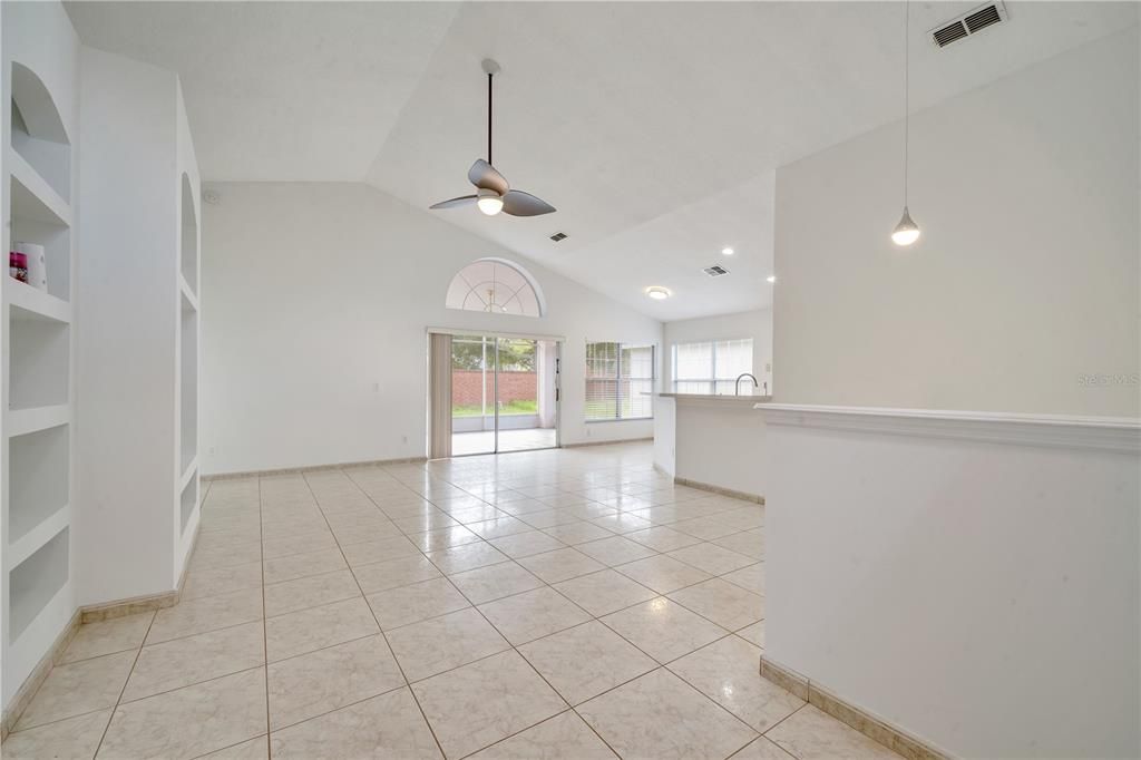 For Sale: $379,900 (3 beds, 2 baths, 1481 Square Feet)