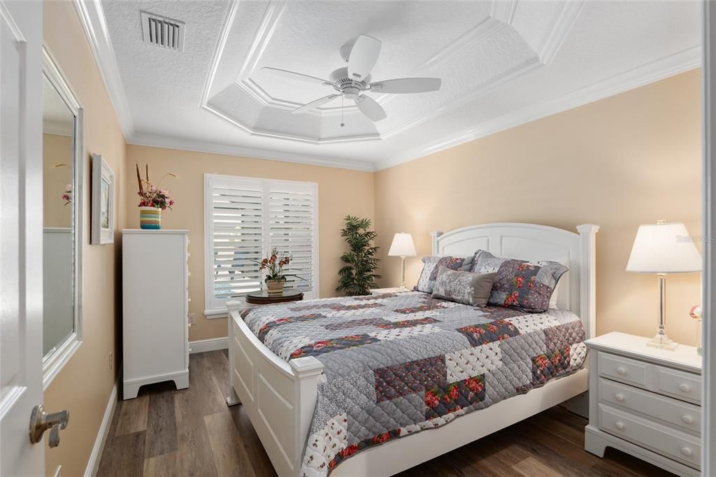 TRAY CEILING GUEST ROOM