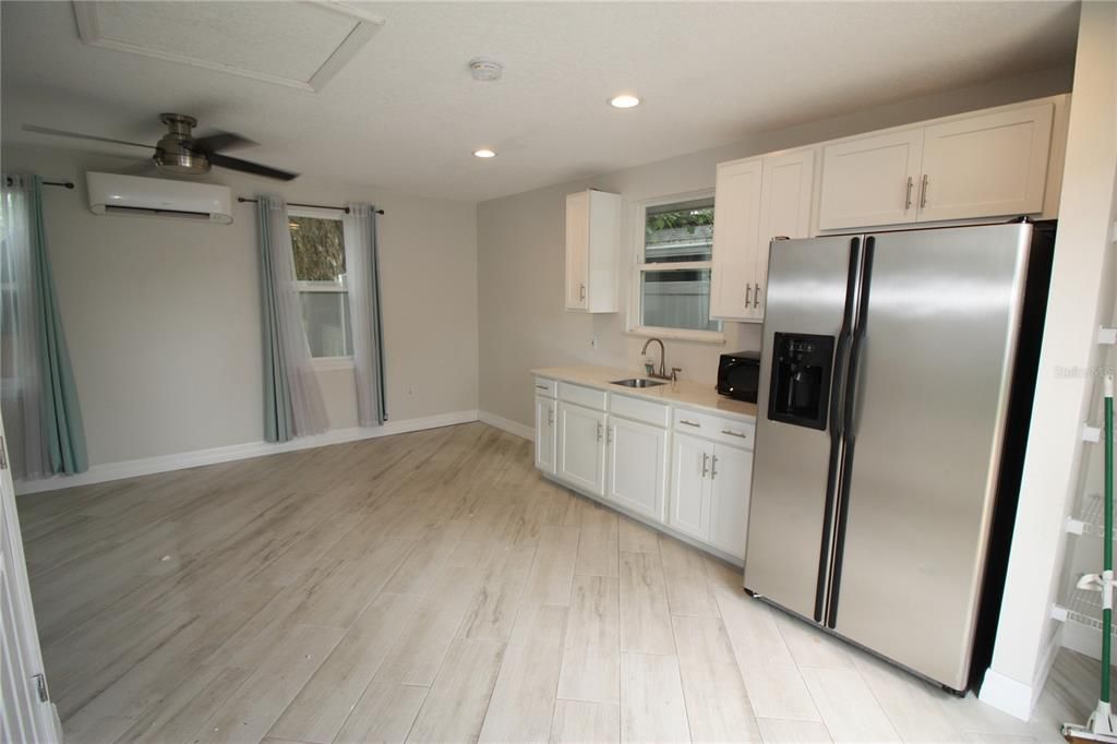 Recently Rented: $825 (1 beds, 1 baths, 1664 Square Feet)