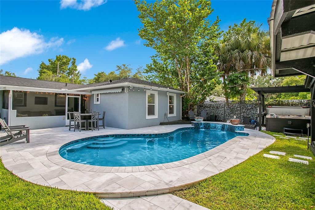 Pool - Backyard