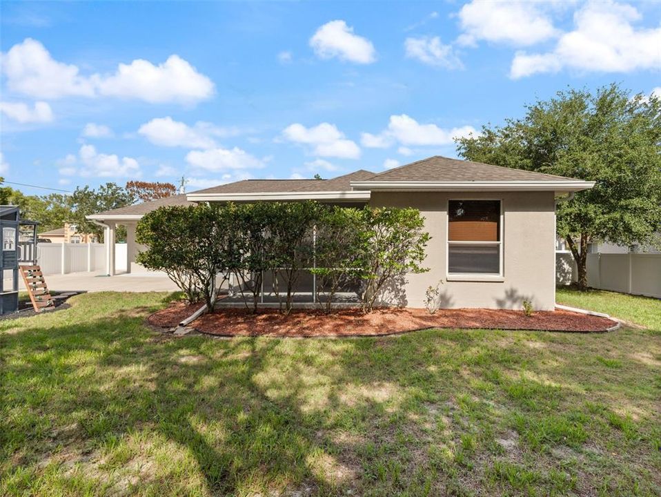 Active With Contract: $379,000 (3 beds, 2 baths, 1932 Square Feet)