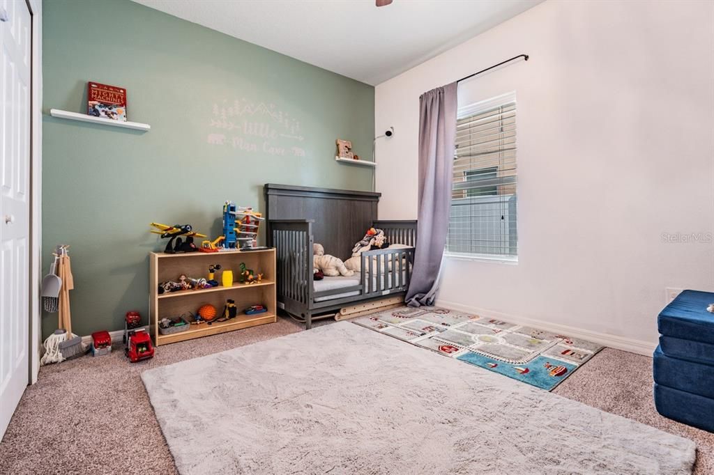 Active With Contract: $380,000 (3 beds, 2 baths, 1609 Square Feet)