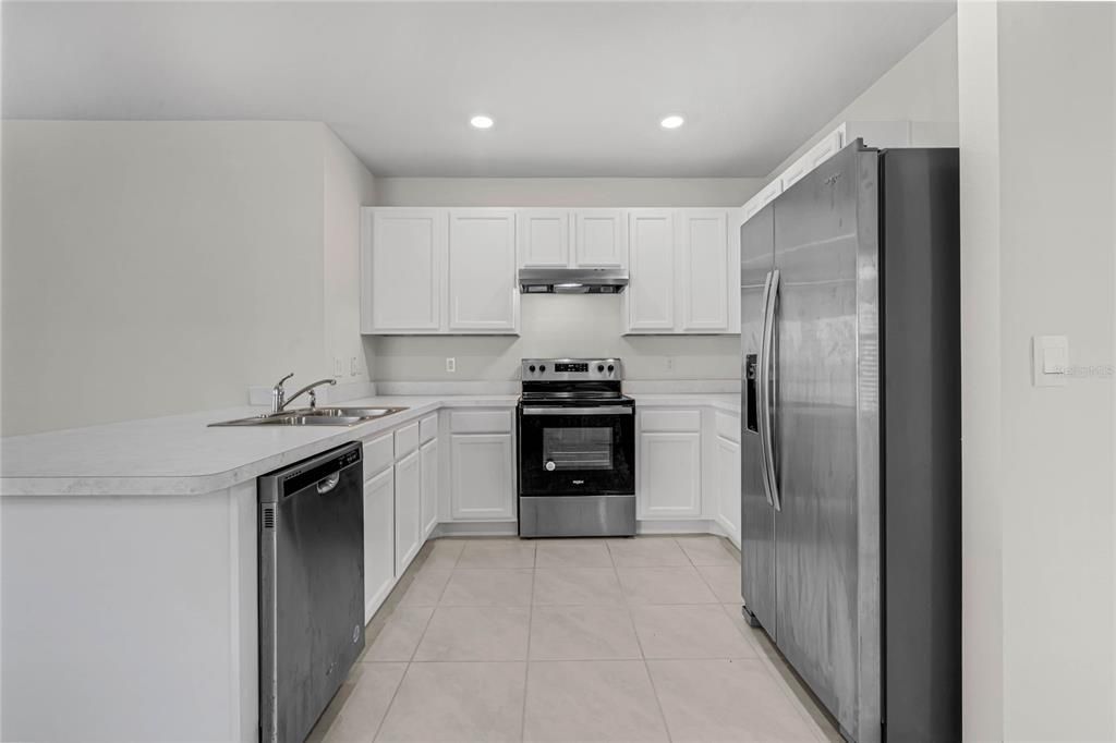 For Sale: $354,900 (3 beds, 2 baths, 1504 Square Feet)