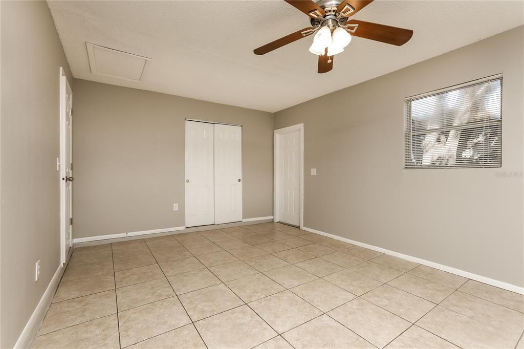 For Rent: $1,990 (3 beds, 2 baths, 1049 Square Feet)