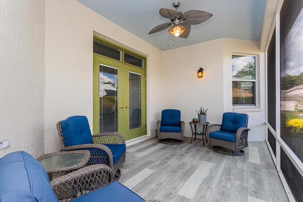 Active With Contract: $504,000 (3 beds, 2 baths, 2043 Square Feet)