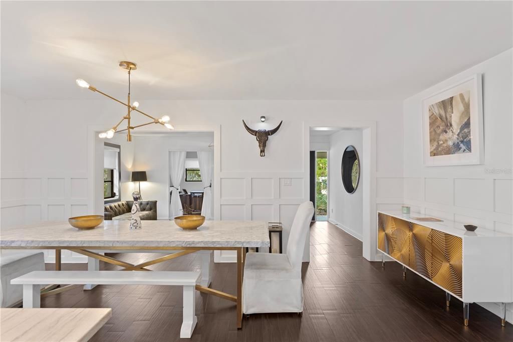 Active With Contract: $1,300,000 (5 beds, 4 baths, 2576 Square Feet)