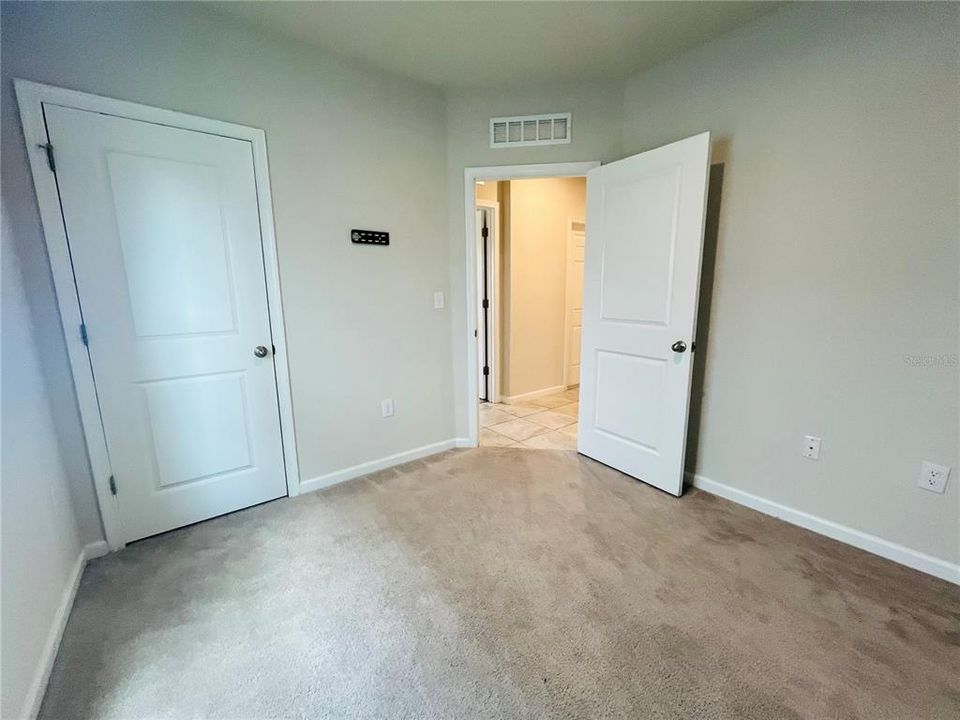 For Rent: $1,850 (3 beds, 2 baths, 1292 Square Feet)