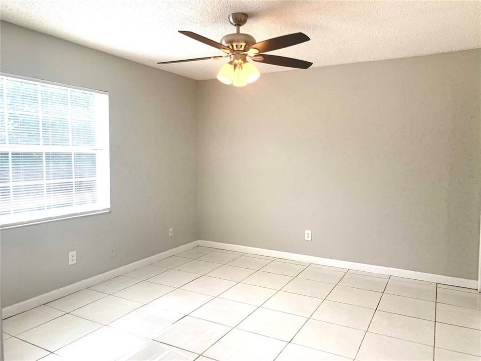 For Rent: $1,950 (3 beds, 2 baths, 1432 Square Feet)