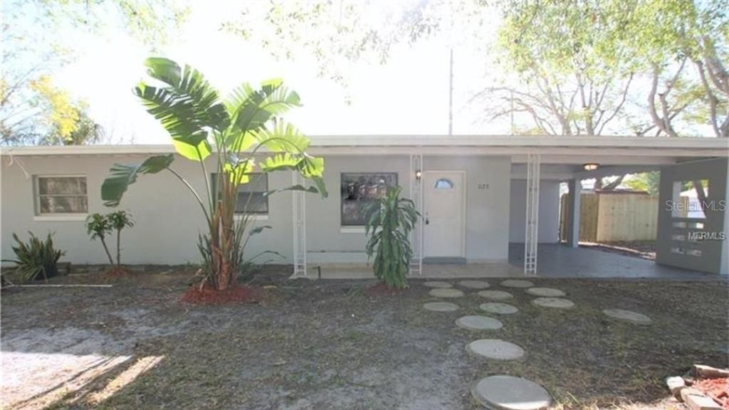 Recently Sold: $400,000 (3 beds, 2 baths, 1764 Square Feet)