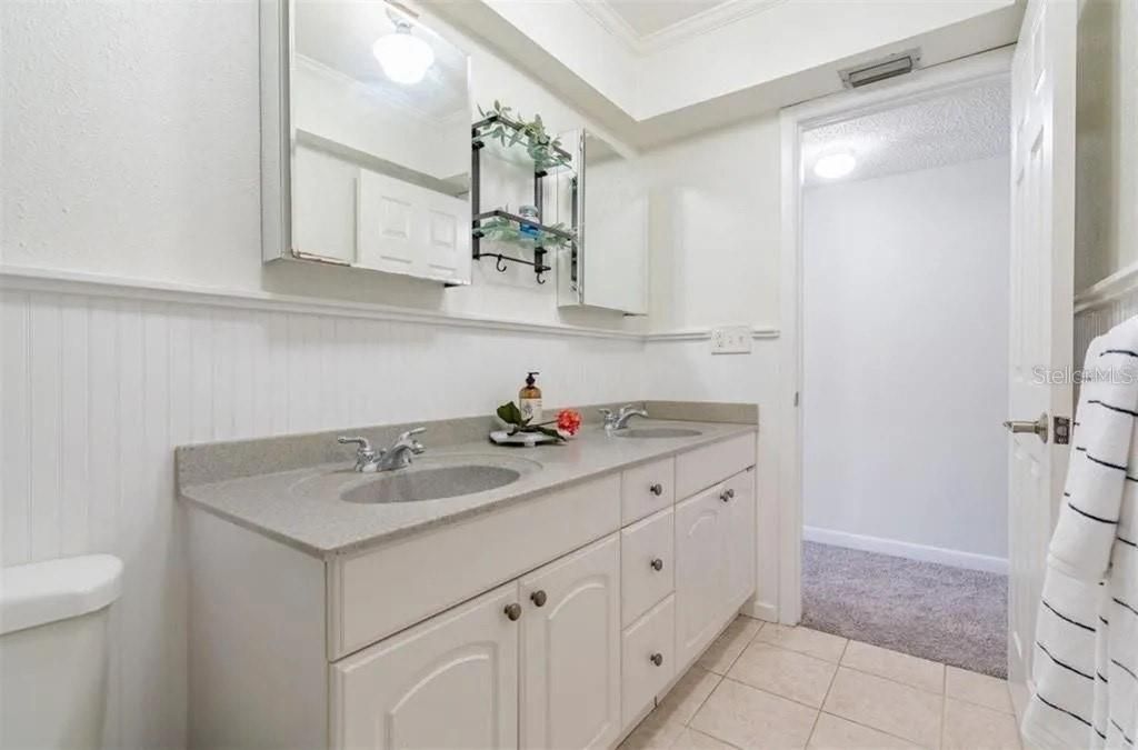 For Sale: $229,000 (2 beds, 2 baths, 1536 Square Feet)