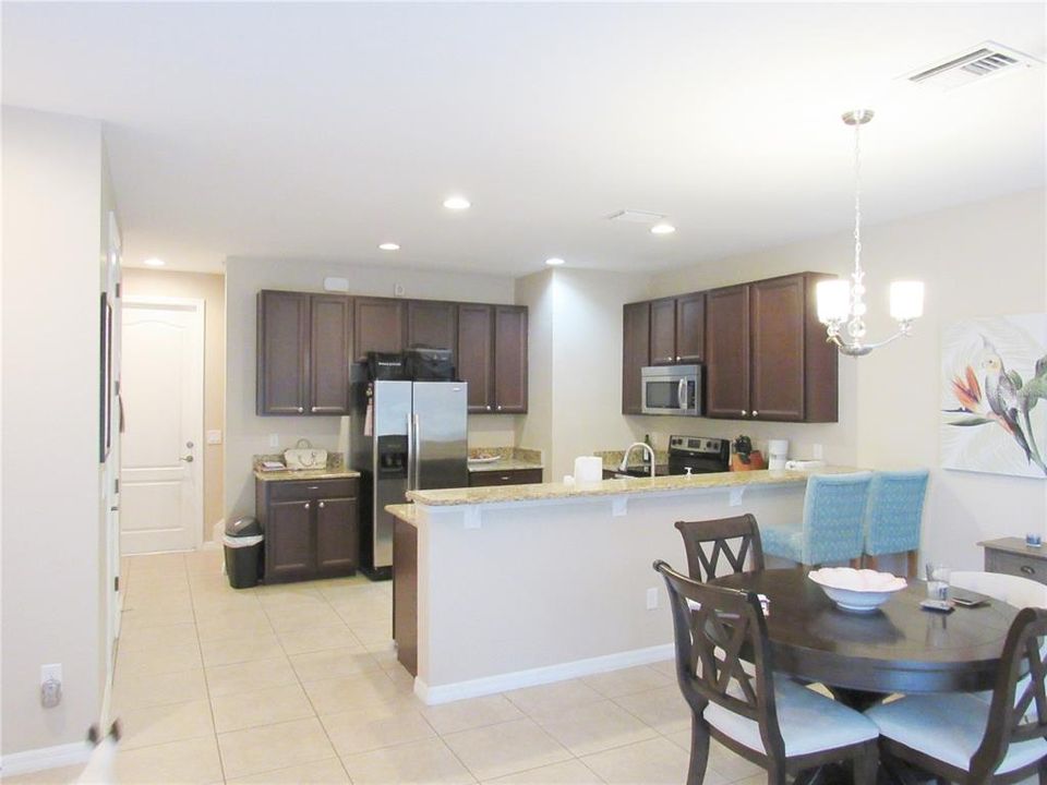 Kitchen / Dining Area