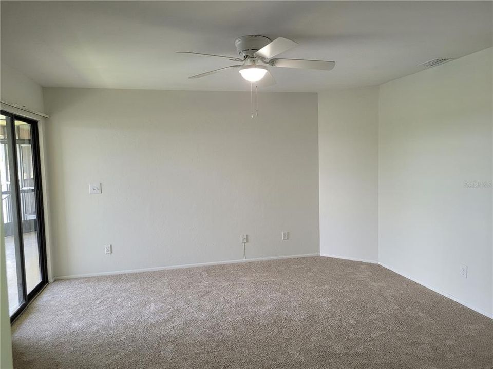 For Rent: $1,700 (2 beds, 2 baths, 948 Square Feet)