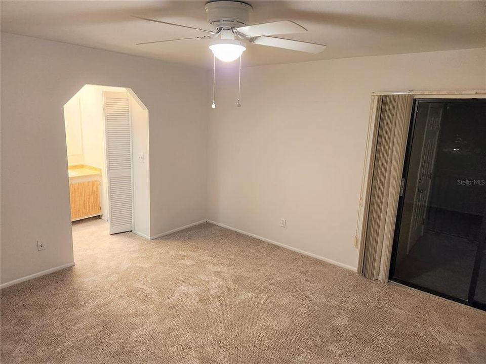 For Rent: $1,700 (2 beds, 2 baths, 948 Square Feet)