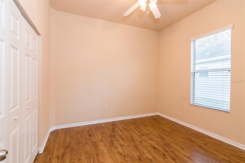 For Sale: $379,000 (3 beds, 2 baths, 1926 Square Feet)