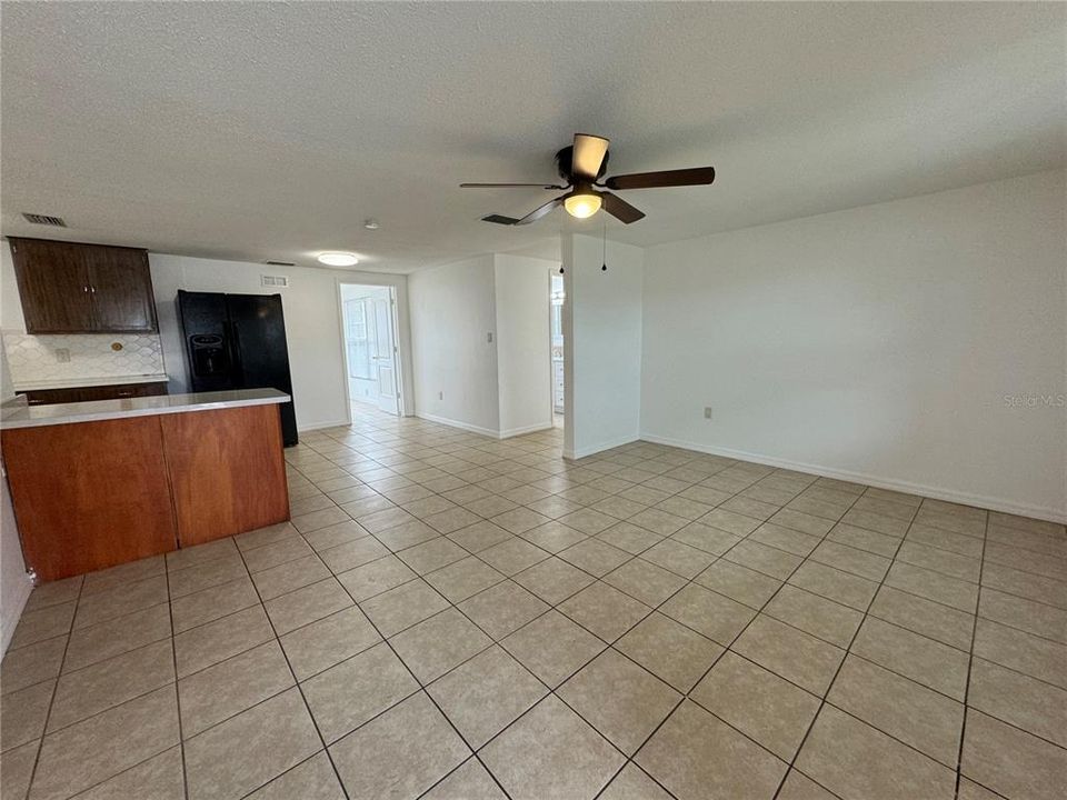 For Rent: $1,700 (2 beds, 2 baths, 1118 Square Feet)