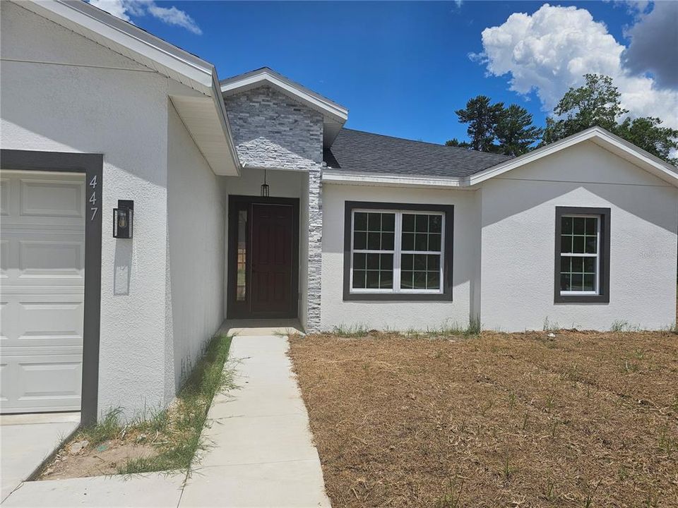 Active With Contract: $319,900 (4 beds, 2 baths, 1740 Square Feet)