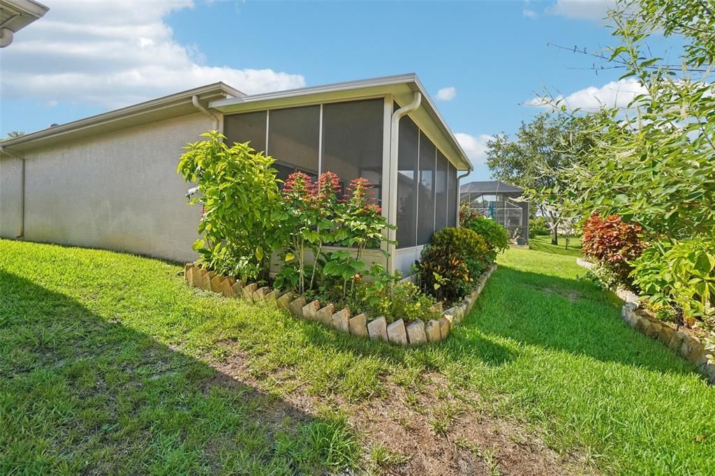 For Sale: $364,995 (4 beds, 2 baths, 2225 Square Feet)