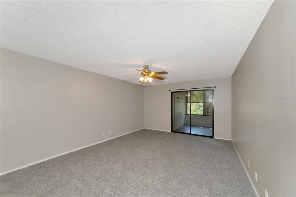 For Sale: $265,000 (2 beds, 2 baths, 1408 Square Feet)