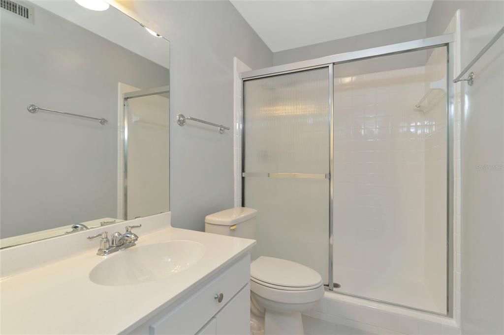 For Sale: $265,000 (2 beds, 2 baths, 1408 Square Feet)