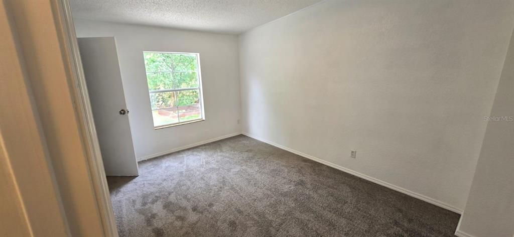 For Sale: $279,000 (3 beds, 2 baths, 1792 Square Feet)