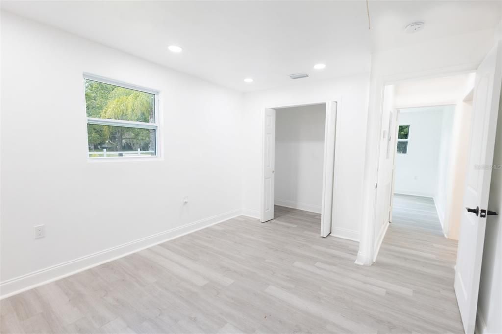 For Sale: $274,900 (2 beds, 2 baths, 755 Square Feet)