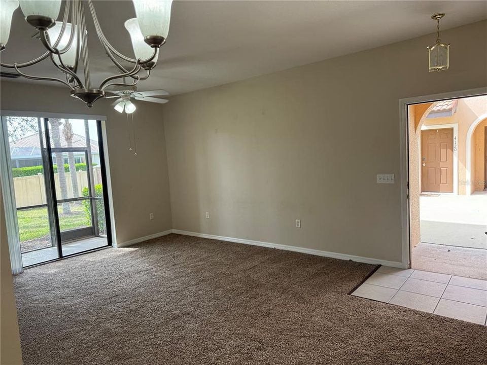 For Sale: $289,400 (3 beds, 2 baths, 1210 Square Feet)