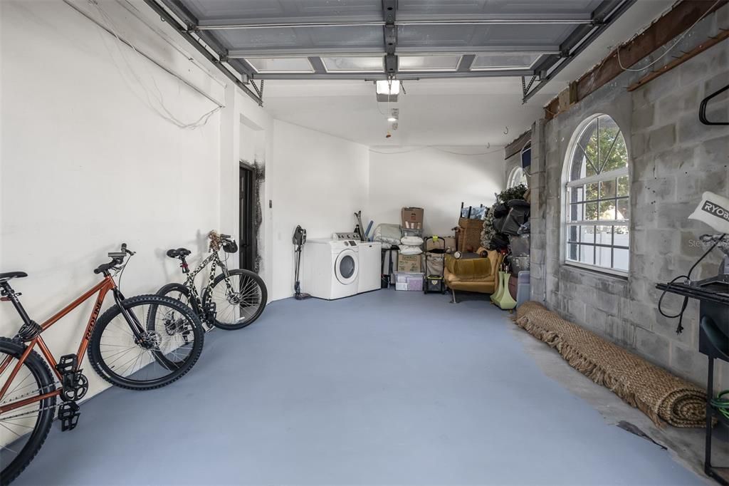 Garage 1