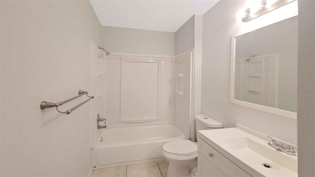 For Rent: $2,200 (2 beds, 2 baths, 1484 Square Feet)