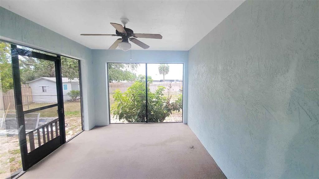 For Rent: $2,200 (2 beds, 2 baths, 1484 Square Feet)