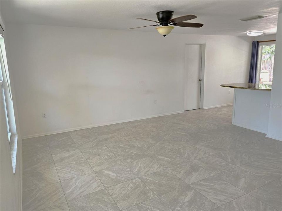 For Rent: $2,600 (2 beds, 2 baths, 1014 Square Feet)