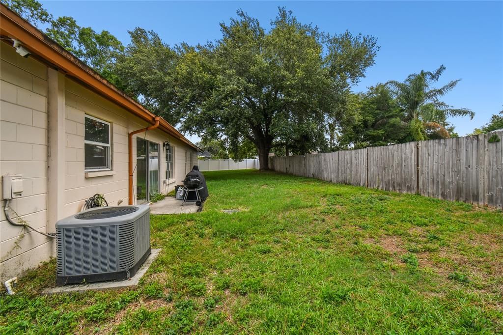 Active With Contract: $415,000 (4 beds, 2 baths, 1334 Square Feet)